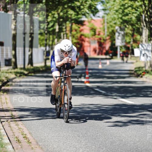 09.08.2026 - GEWOBA Citytriathlon Bremen Michael Burmester http://msf.ph/oto/9947714 09.08.2026 12:24:36 Radfahren 601, 620, 671, 675, 720, 753, 770, 1152 meine-sportfotos.de