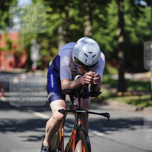 09.08.2026 - GEWOBA Citytriathlon Bremen Michael Burmester http://msf.ph/oto/9947716 09.08.2026 12:24:37 Radfahren 601, 620, 671, 720, 753, 770, 1152 meine-sportfotos.de