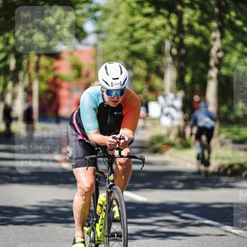 09.08.2026 - GEWOBA Citytriathlon Bremen Michael Burmester http://msf.ph/oto/9947741 09.08.2026 12:24:57 Radfahren 548, 602, 711, 776, 785, 819, 974, 991, 1104, 1140 meine-sportfotos.de