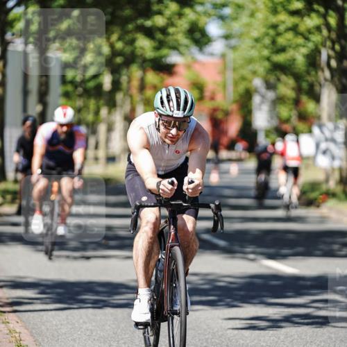 09.08.2026 - GEWOBA Citytriathlon Bremen Michael Burmester http://msf.ph/oto/9947744 09.08.2026 12:25:01 Radfahren 548, 602, 711, 785, 974, 991, 1104, 1140 meine-sportfotos.de