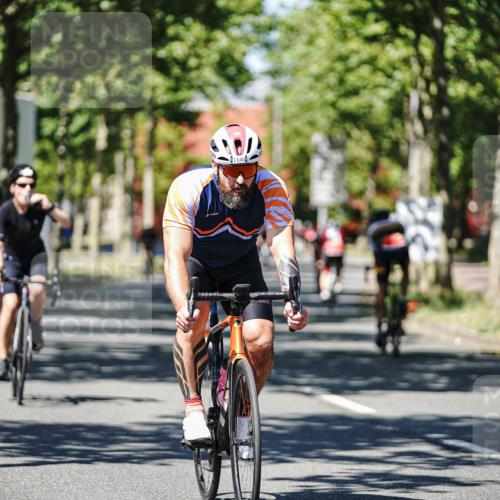 09.08.2026 - GEWOBA Citytriathlon Bremen Michael Burmester http://msf.ph/oto/9947746 09.08.2026 12:25:02 Radfahren 548, 602, 711, 785, 858, 899, 974, 991, 1104, 1140 meine-sportfotos.de