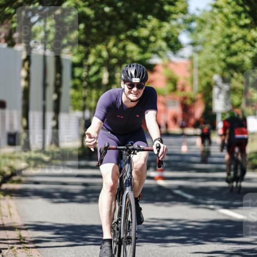 09.08.2026 - GEWOBA Citytriathlon Bremen Michael Burmester http://msf.ph/oto/9947752 09.08.2026 12:25:04 Radfahren 548, 602, 711, 785, 858, 859, 899, 974, 991, 1104, 1140 meine-sportfotos.de