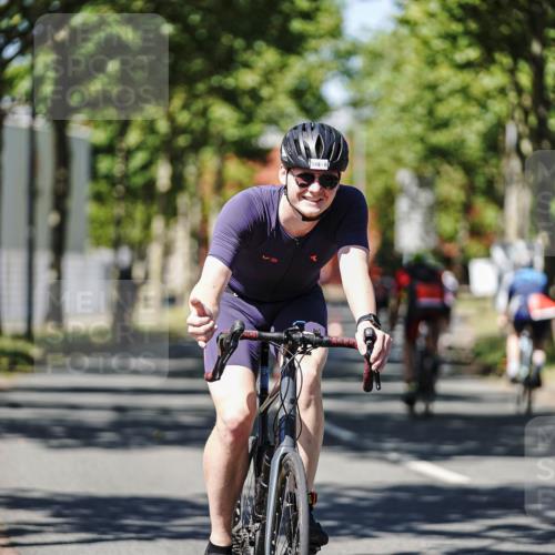 09.08.2026 - GEWOBA Citytriathlon Bremen Michael Burmester http://msf.ph/oto/9947754 09.08.2026 12:25:04 Radfahren 548, 602, 711, 785, 858, 859, 899, 974, 991, 1104, 1140 meine-sportfotos.de
