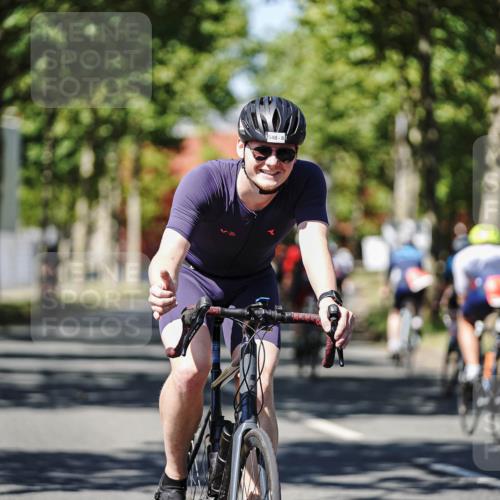 09.08.2026 - GEWOBA Citytriathlon Bremen Michael Burmester http://msf.ph/oto/9947755 09.08.2026 12:25:04 Radfahren 548, 602, 711, 785, 858, 859, 899, 974, 991, 1104, 1140 meine-sportfotos.de