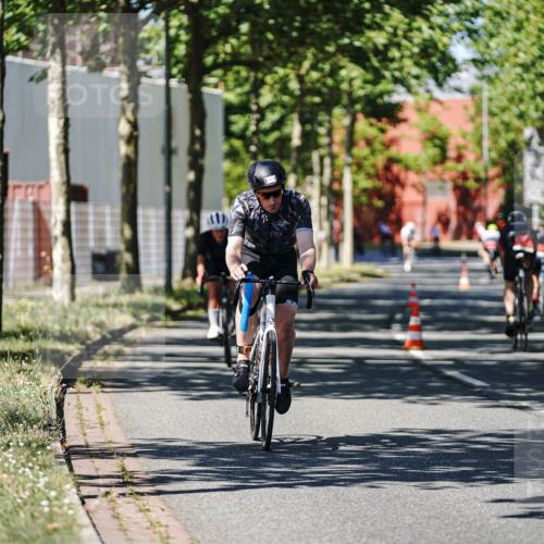 09.08.2026 - GEWOBA Citytriathlon Bremen Michael Burmester http://msf.ph/oto/9947759 09.08.2026 12:25:10 Radfahren 548, 602, 858, 859, 899, 991, 1140 meine-sportfotos.de