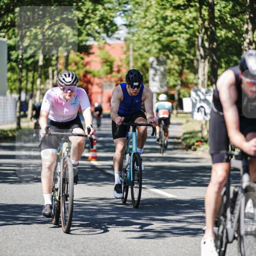 09.08.2026 - GEWOBA Citytriathlon Bremen Michael Burmester http://msf.ph/oto/9947769 09.08.2026 12:25:24 Radfahren 558, 649, 774, 859, 936, 1010, 1106, 1121 meine-sportfotos.de