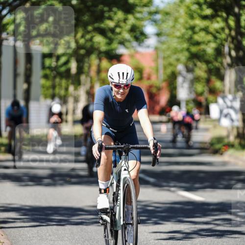 09.08.2026 - GEWOBA Citytriathlon Bremen Michael Burmester http://msf.ph/oto/9947777 09.08.2026 12:25:29 Radfahren 558, 649, 774, 936, 982, 1010, 1106, 1121, 1122 meine-sportfotos.de