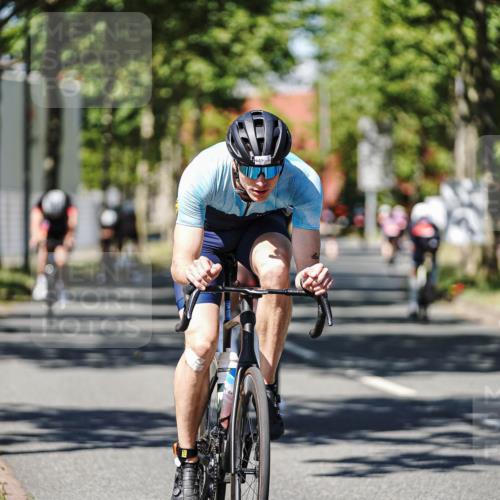 09.08.2026 - GEWOBA Citytriathlon Bremen Michael Burmester http://msf.ph/oto/9947784 09.08.2026 12:25:32 Radfahren 558, 649, 702, 743, 774, 848, 936, 982, 1010, 1106, 1121, 1122, 1125 meine-sportfotos.de
