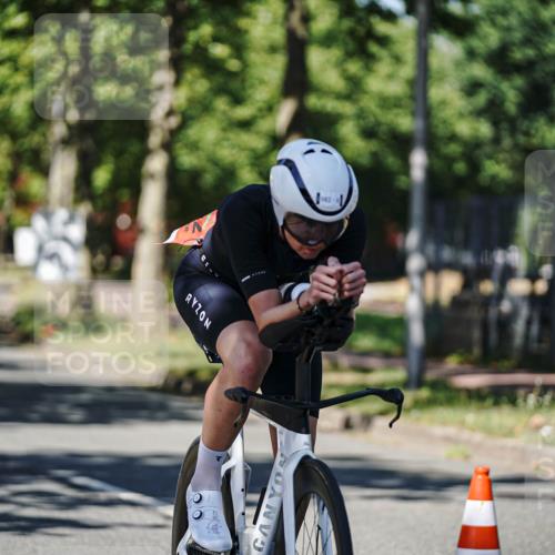 09.08.2026 - GEWOBA Citytriathlon Bremen Michael Burmester http://msf.ph/oto/9947785 09.08.2026 12:25:32 Radfahren 558, 649, 702, 743, 774, 848, 936, 982, 1010, 1106, 1121, 1122, 1125 meine-sportfotos.de