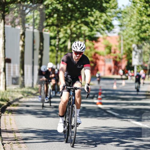 09.08.2026 - GEWOBA Citytriathlon Bremen Michael Burmester http://msf.ph/oto/9947786 09.08.2026 12:25:34 Radfahren 558, 649, 702, 743, 774, 789, 810, 848, 936, 982, 1010, 1106, 1121, 1122, 1125 meine-sportfotos.de
