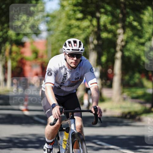 09.08.2026 - GEWOBA Citytriathlon Bremen Michael Burmester http://msf.ph/oto/9947797 09.08.2026 12:25:39 Radfahren 649, 702, 718, 743, 774, 779, 789, 810, 848, 936, 982, 1010, 1122, 1125 meine-sportfotos.de