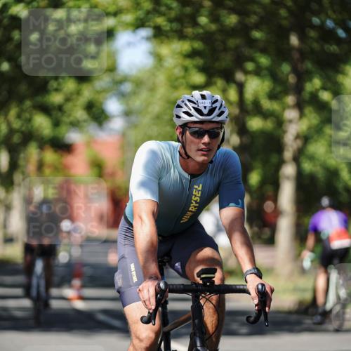 09.08.2026 - GEWOBA Citytriathlon Bremen Michael Burmester http://msf.ph/oto/9947827 09.08.2026 12:26:02 Radfahren 543, 614, 635, 643, 700, 738, 797, 853, 913, 927, 941, 942, 957, 989 meine-sportfotos.de