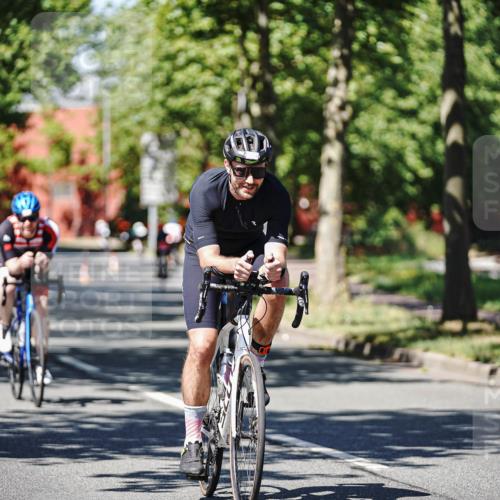 09.08.2026 - GEWOBA Citytriathlon Bremen Michael Burmester http://msf.ph/oto/9947828 09.08.2026 12:26:04 Radfahren 543, 635, 643, 700, 738, 740, 797, 913, 927, 941, 942, 957, 989, 997 meine-sportfotos.de