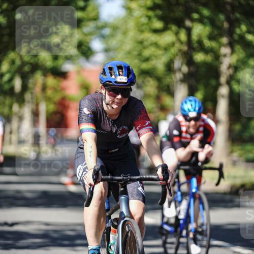 09.08.2026 - GEWOBA Citytriathlon Bremen Michael Burmester http://msf.ph/oto/9947830 09.08.2026 12:26:05 Radfahren 543, 635, 643, 700, 738, 740, 797, 913, 927, 941, 942, 957, 989, 997 meine-sportfotos.de
