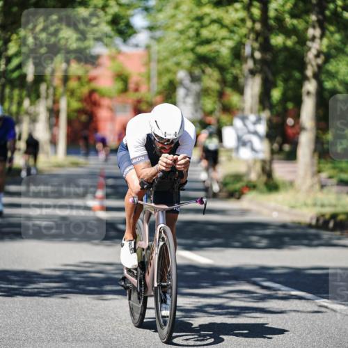 09.08.2026 - GEWOBA Citytriathlon Bremen Michael Burmester http://msf.ph/oto/9947843 09.08.2026 12:26:16 Radfahren 543, 621, 643, 700, 740, 766, 842, 908, 941, 957, 989, 997, 1127 meine-sportfotos.de