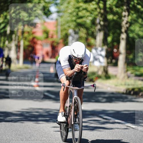 09.08.2026 - GEWOBA Citytriathlon Bremen Michael Burmester http://msf.ph/oto/9947844 09.08.2026 12:26:16 Radfahren 543, 621, 643, 700, 740, 766, 842, 908, 941, 957, 989, 997, 1127 meine-sportfotos.de
