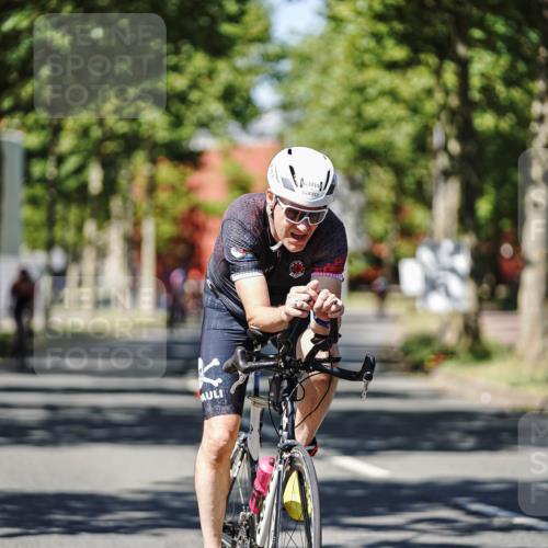 09.08.2026 - GEWOBA Citytriathlon Bremen Michael Burmester http://msf.ph/oto/9947878 09.08.2026 12:26:36 Radfahren 629, 674, 767, 830, 985, 1014, 1127, 1131 meine-sportfotos.de