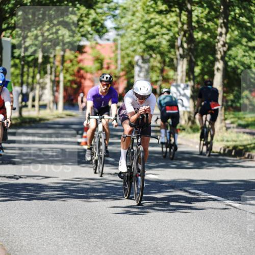 09.08.2026 - GEWOBA Citytriathlon Bremen Michael Burmester http://msf.ph/oto/9947884 09.08.2026 12:26:43 Radfahren 629, 654, 767, 830, 922, 1001, 1014, 1131, 1153 meine-sportfotos.de