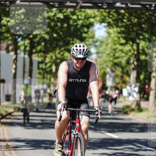 09.08.2026 - GEWOBA Citytriathlon Bremen Michael Burmester http://msf.ph/oto/9947895 09.08.2026 12:26:56 Radfahren 607, 633, 654, 813, 822, 856, 922, 958, 1001, 1103, 1153 meine-sportfotos.de
