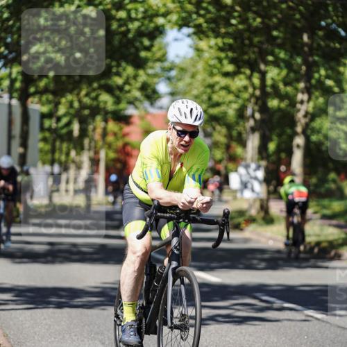 09.08.2026 - GEWOBA Citytriathlon Bremen Michael Burmester http://msf.ph/oto/9947899 09.08.2026 12:26:58 Radfahren 607, 633, 654, 813, 822, 856, 922, 958, 1001, 1103, 1153 meine-sportfotos.de
