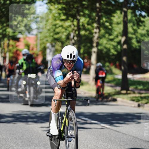 09.08.2026 - GEWOBA Citytriathlon Bremen Michael Burmester http://msf.ph/oto/9947920 09.08.2026 12:27:25 Radfahren 587, 597, 630, 669, 712, 732, 881 meine-sportfotos.de
