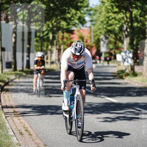 09.08.2026 - GEWOBA Citytriathlon Bremen Michael Burmester http://msf.ph/oto/9947964 09.08.2026 12:27:50 Radfahren 684, 801, 828, 831, 854, 1157 meine-sportfotos.de