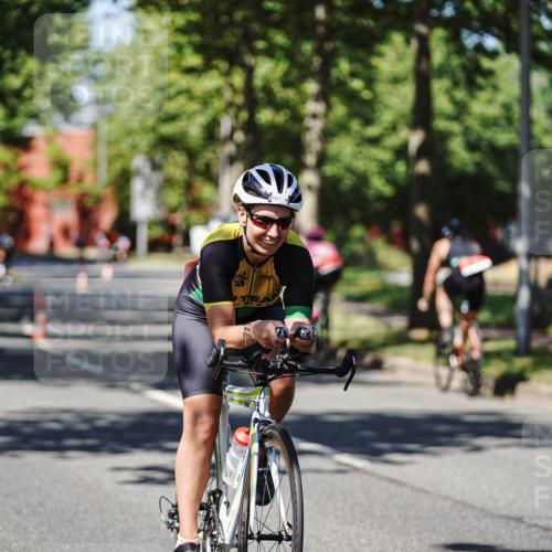 09.08.2026 - GEWOBA Citytriathlon Bremen Michael Burmester http://msf.ph/oto/9947968 09.08.2026 12:27:52 Radfahren 554, 684, 801, 828, 831, 917, 1157 meine-sportfotos.de