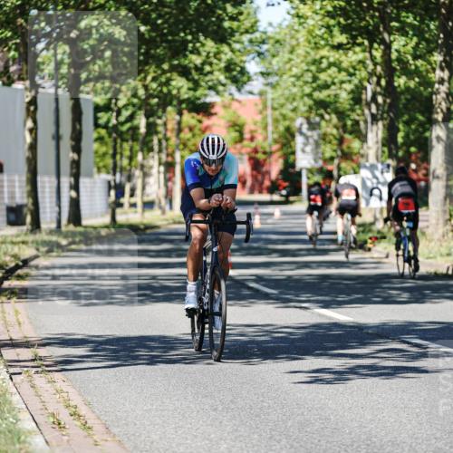 09.08.2026 - GEWOBA Citytriathlon Bremen Michael Burmester http://msf.ph/oto/9947971 09.08.2026 12:27:59 Radfahren 554, 660, 831, 917, 1157 meine-sportfotos.de
