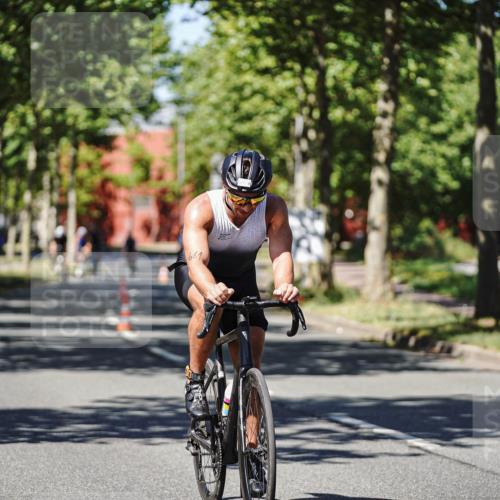 09.08.2026 - GEWOBA Citytriathlon Bremen Michael Burmester http://msf.ph/oto/9947990 09.08.2026 12:28:14 Radfahren 631, 660, 661, 666, 690, 862, 951, 1002, 1148 meine-sportfotos.de