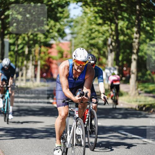 09.08.2026 - GEWOBA Citytriathlon Bremen Michael Burmester http://msf.ph/oto/9947996 09.08.2026 12:28:21 Radfahren 549, 631, 661, 666, 676, 690, 862, 951, 1002, 1148 meine-sportfotos.de