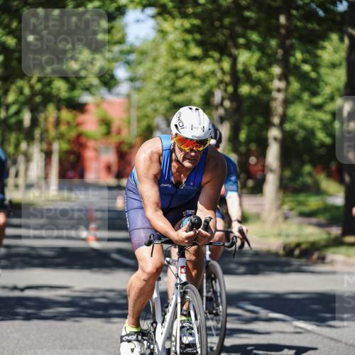09.08.2026 - GEWOBA Citytriathlon Bremen Michael Burmester http://msf.ph/oto/9947997 09.08.2026 12:28:21 Radfahren 549, 631, 661, 666, 676, 690, 862, 951, 1002, 1148 meine-sportfotos.de