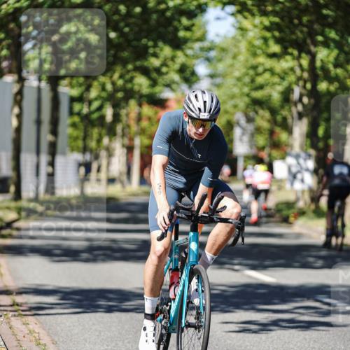 09.08.2026 - GEWOBA Citytriathlon Bremen Michael Burmester http://msf.ph/oto/9947998 09.08.2026 12:28:22 Radfahren 549, 631, 661, 666, 676, 862, 951, 1148 meine-sportfotos.de