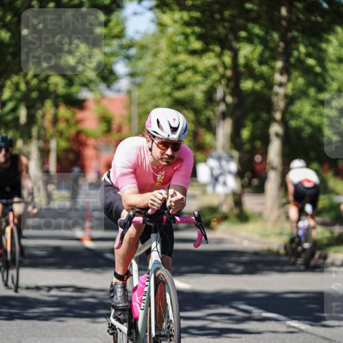 09.08.2026 - GEWOBA Citytriathlon Bremen Michael Burmester http://msf.ph/oto/9948002 09.08.2026 12:28:33 Radfahren 549, 610, 619, 631, 652, 676, 698, 719, 862 meine-sportfotos.de