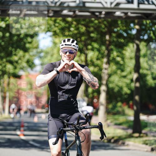 09.08.2026 - GEWOBA Citytriathlon Bremen Michael Burmester http://msf.ph/oto/9948014 09.08.2026 12:28:42 Radfahren 610, 619, 652, 658, 698, 703, 719, 795 meine-sportfotos.de