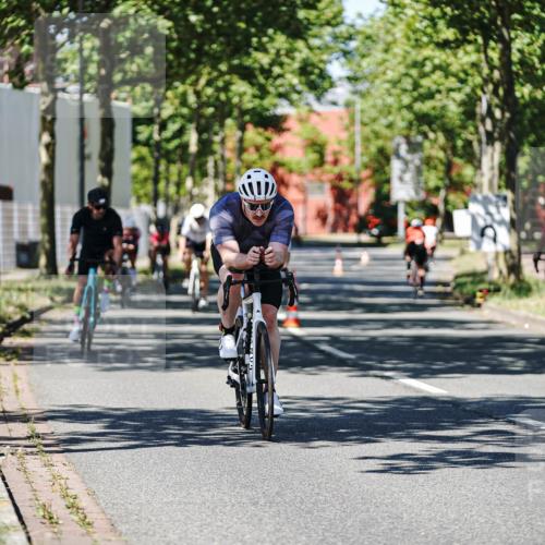 09.08.2026 - GEWOBA Citytriathlon Bremen Michael Burmester http://msf.ph/oto/9948020 09.08.2026 12:28:49 Radfahren 556, 619, 652, 658, 691, 703, 719, 764, 795, 843, 969 meine-sportfotos.de