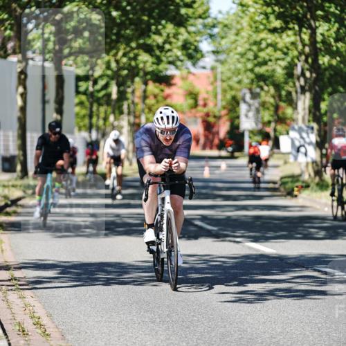 09.08.2026 - GEWOBA Citytriathlon Bremen Michael Burmester http://msf.ph/oto/9948021 09.08.2026 12:28:49 Radfahren 556, 619, 652, 658, 691, 703, 719, 764, 795, 843, 969 meine-sportfotos.de