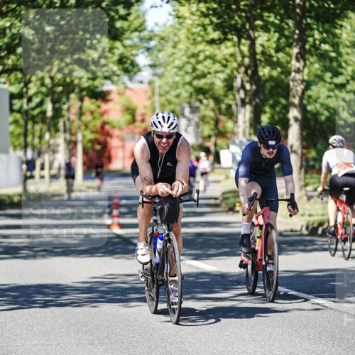 09.08.2026 - GEWOBA Citytriathlon Bremen Michael Burmester http://msf.ph/oto/9948056 09.08.2026 12:29:15 Radfahren 112, 540, 551, 632, 692, 723, 771, 791, 835, 1007, 1141 meine-sportfotos.de