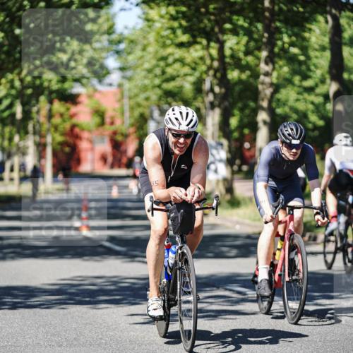 09.08.2026 - GEWOBA Citytriathlon Bremen Michael Burmester http://msf.ph/oto/9948058 09.08.2026 12:29:15 Radfahren 112, 540, 551, 632, 692, 723, 771, 791, 835, 1007, 1141 meine-sportfotos.de