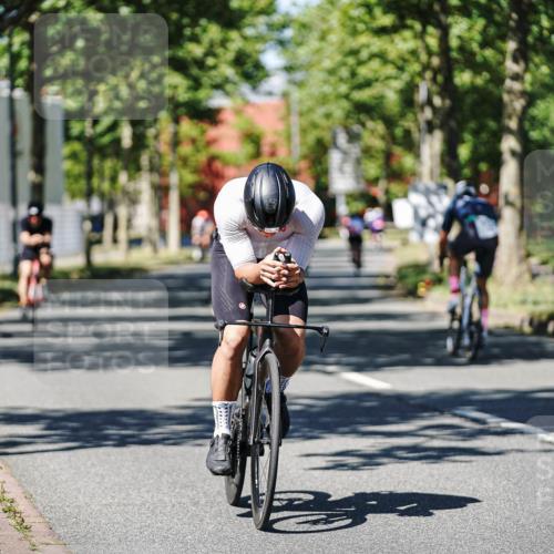 09.08.2026 - GEWOBA Citytriathlon Bremen Michael Burmester http://msf.ph/oto/9948060 09.08.2026 12:29:21 Radfahren 551, 632, 723, 724, 771, 791, 811, 835 meine-sportfotos.de