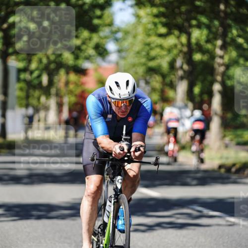 09.08.2026 - GEWOBA Citytriathlon Bremen Michael Burmester http://msf.ph/oto/9948083 09.08.2026 12:29:41 Radfahren 575, 618, 641, 642, 697, 825, 905, 999, 1011 meine-sportfotos.de