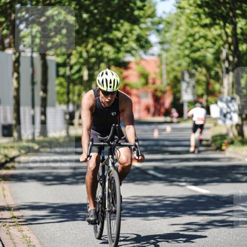 09.08.2026 - GEWOBA Citytriathlon Bremen Michael Burmester http://msf.ph/oto/9948102 09.08.2026 12:30:09 Radfahren 591, 593, 677, 747, 963, 967, 1004, 1128 meine-sportfotos.de