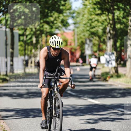 09.08.2026 - GEWOBA Citytriathlon Bremen Michael Burmester http://msf.ph/oto/9948103 09.08.2026 12:30:09 Radfahren 591, 593, 677, 747, 963, 967, 1004, 1128 meine-sportfotos.de