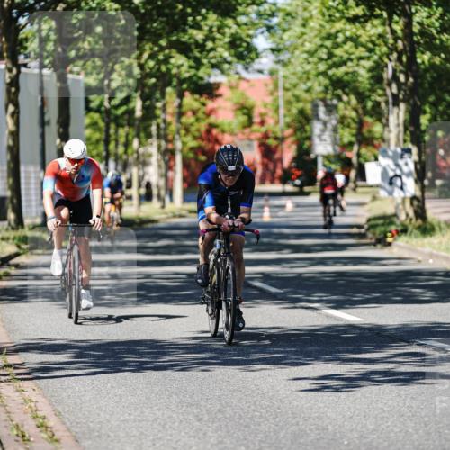 09.08.2026 - GEWOBA Citytriathlon Bremen Michael Burmester http://msf.ph/oto/9948105 09.08.2026 12:30:14 Radfahren 591, 677, 747, 1004, 1128 meine-sportfotos.de