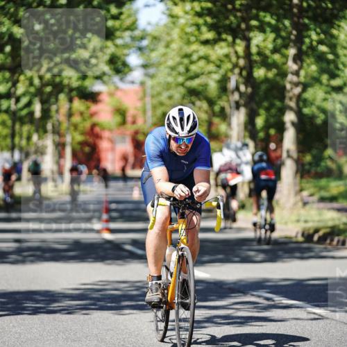 09.08.2026 - GEWOBA Citytriathlon Bremen Michael Burmester http://msf.ph/oto/9948110 09.08.2026 12:30:18 Radfahren 591, 605, 677, 683, 746, 747, 1004 meine-sportfotos.de