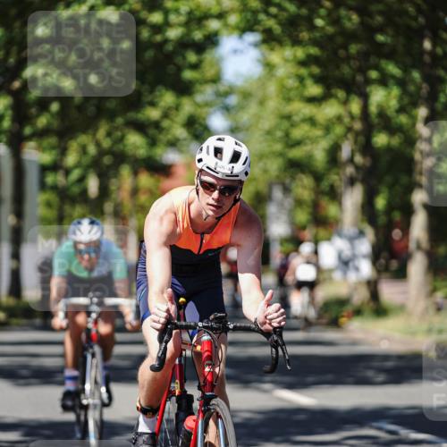 09.08.2026 - GEWOBA Citytriathlon Bremen Michael Burmester http://msf.ph/oto/9948115 09.08.2026 12:30:23 Radfahren 591, 605, 677, 683, 746, 747, 1116, 1149 meine-sportfotos.de