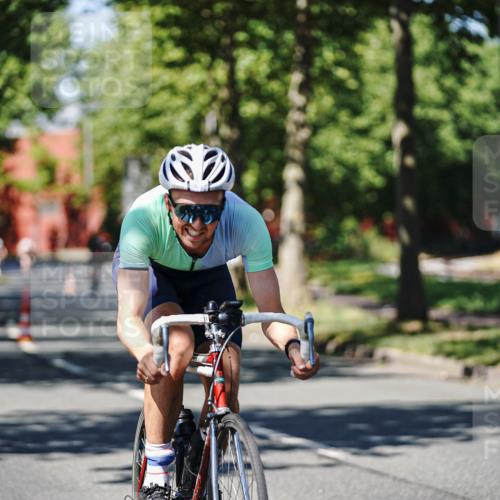09.08.2026 - GEWOBA Citytriathlon Bremen Michael Burmester http://msf.ph/oto/9948117 09.08.2026 12:30:23 Radfahren 591, 605, 677, 683, 746, 747, 1116, 1149 meine-sportfotos.de