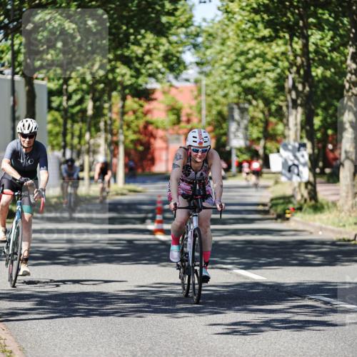09.08.2026 - GEWOBA Citytriathlon Bremen Michael Burmester http://msf.ph/oto/9948142 09.08.2026 12:30:46 Radfahren 547, 662, 794, 946, 959, 993, 1019 meine-sportfotos.de