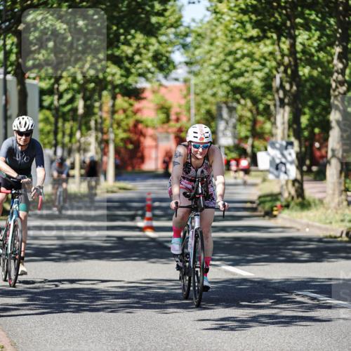 09.08.2026 - GEWOBA Citytriathlon Bremen Michael Burmester http://msf.ph/oto/9948143 09.08.2026 12:30:46 Radfahren 547, 662, 794, 946, 959, 993, 1019 meine-sportfotos.de