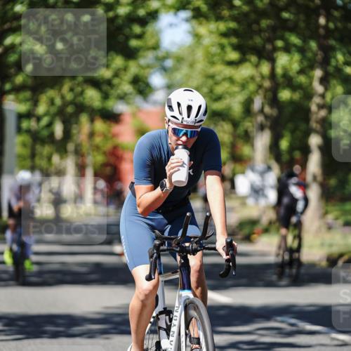 09.08.2026 - GEWOBA Citytriathlon Bremen Michael Burmester http://msf.ph/oto/9948156 09.08.2026 12:31:03 Radfahren 547, 580, 721, 824, 852, 882, 947 meine-sportfotos.de