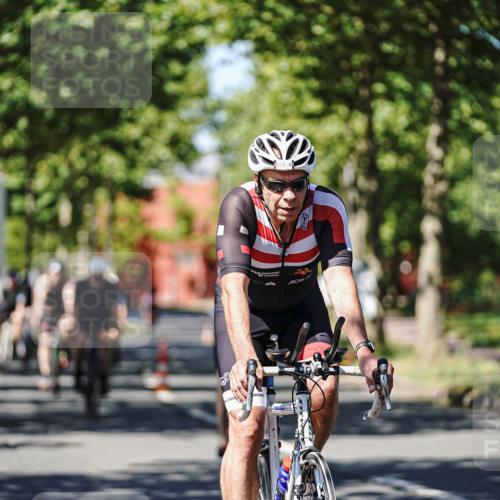 09.08.2026 - GEWOBA Citytriathlon Bremen Michael Burmester http://msf.ph/oto/9948168 09.08.2026 12:31:11 Radfahren 580, 589, 592, 645, 646, 685, 710, 721, 775, 824, 852, 882, 909, 947, 1101 meine-sportfotos.de